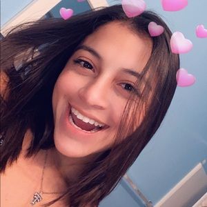 Meet your Posher, Isabela